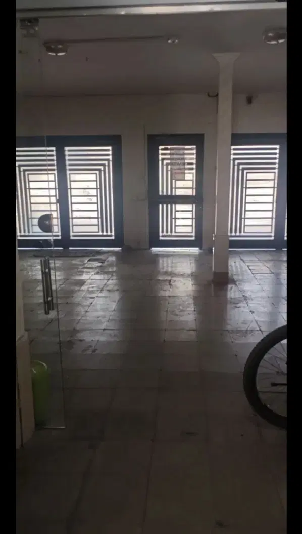 ۹۰متری همکف غرق نور