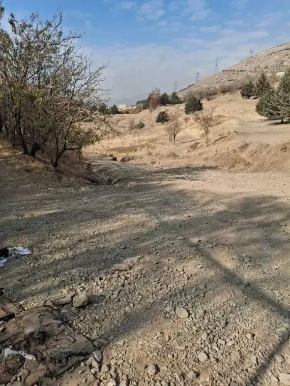 ۷۵ متر زمین در سوهانک با کاربری