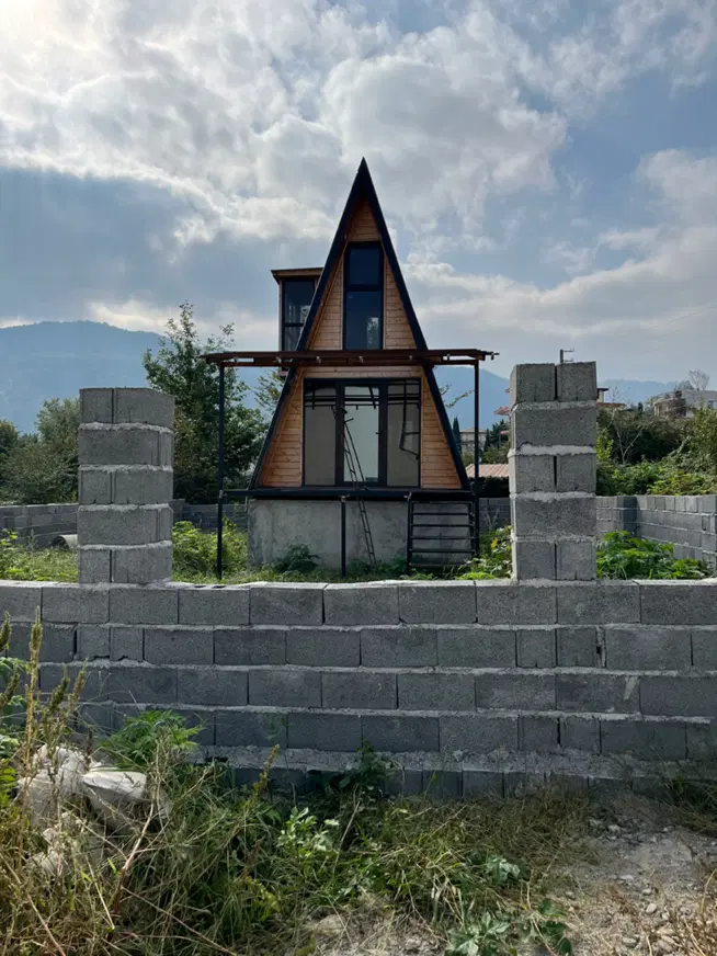کلبه سوییسی‌رامسر