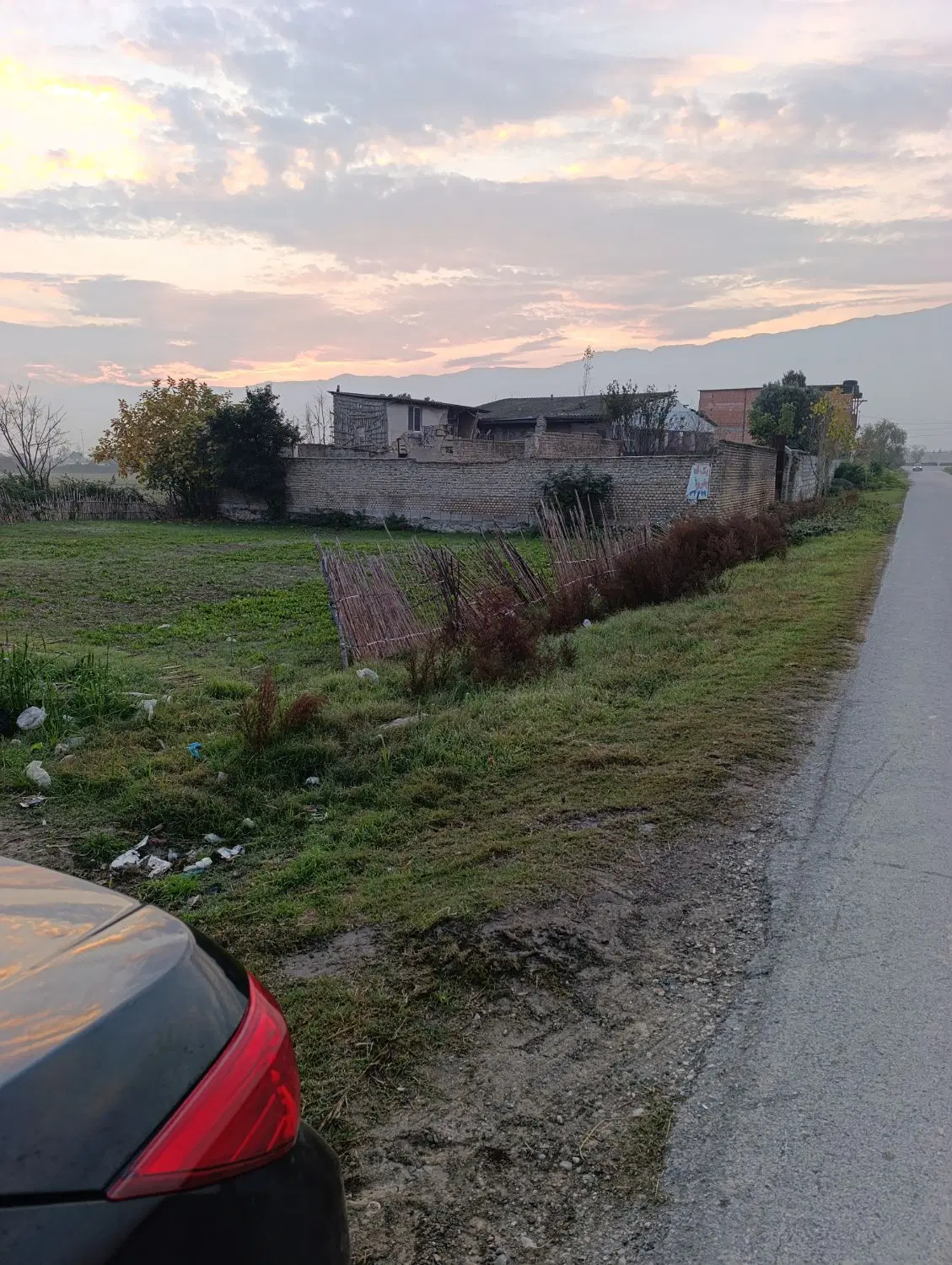 زمین مسکونی تجاری