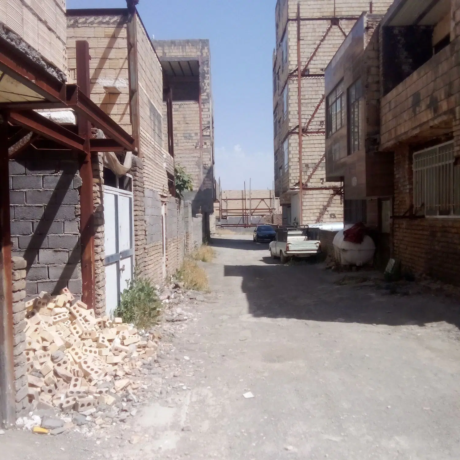 زمین ملکی ویرانی