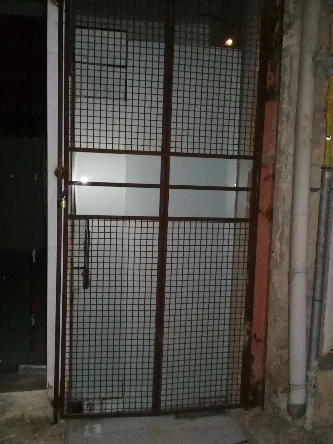 اجاره خانه دانشجویی یا انباری در ملکش