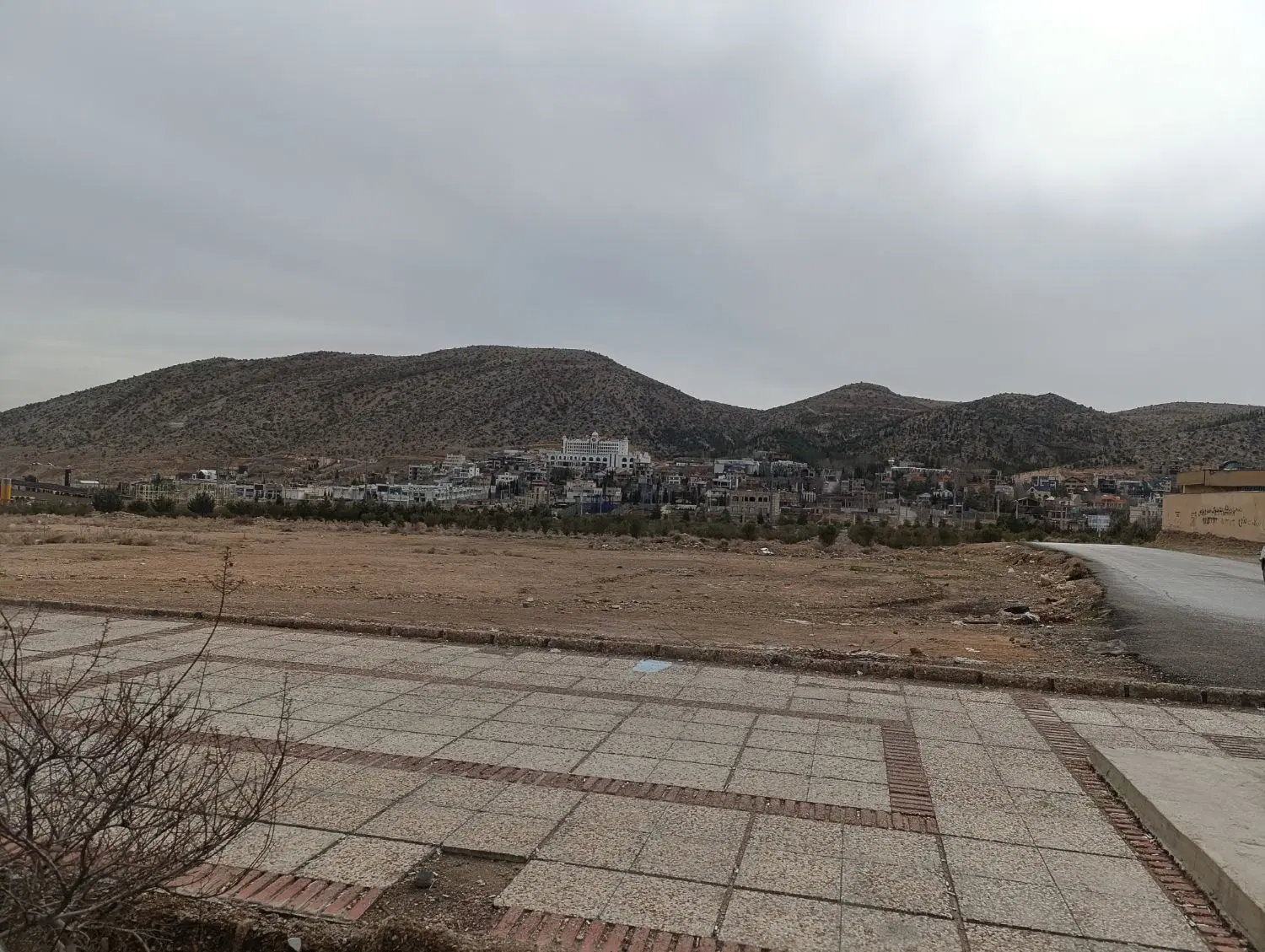 فروش زمین ۴۰۰ متری