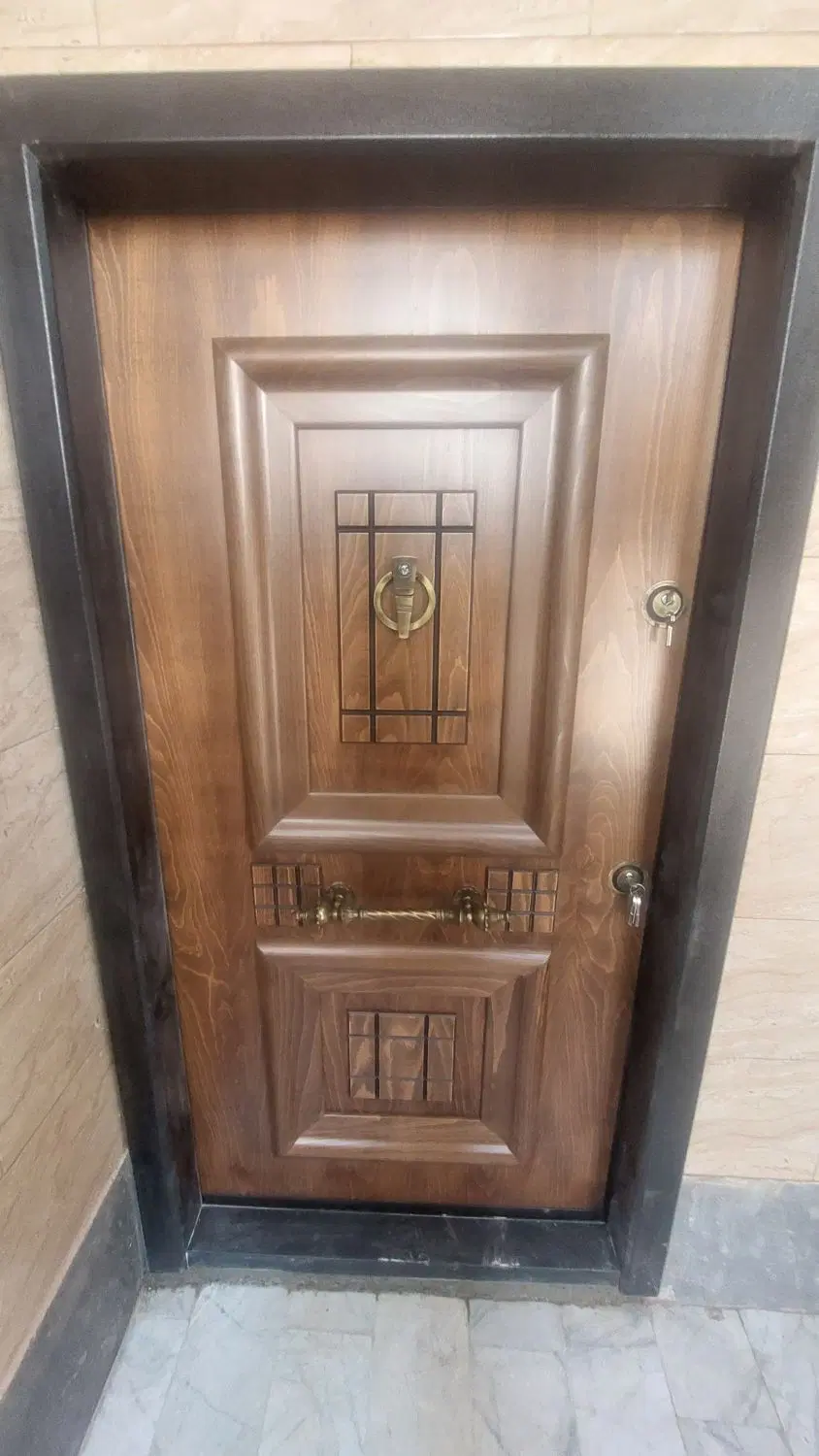 اجاره واحد خ داریوش ۹۰متری