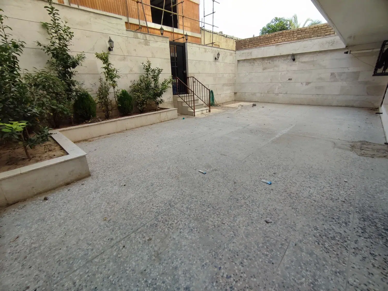 فروش آپارتمان سه خوابه ۲۱۵متر چوگیاه خیابان مختاری