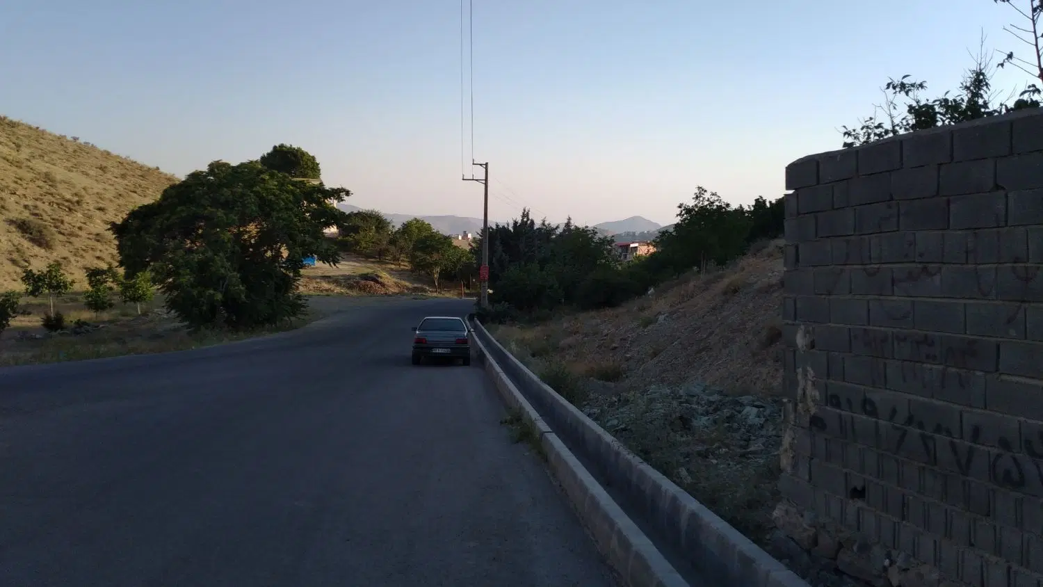 ۵۰۰ متر زمین انتهای مطهری خ پاسارگاد