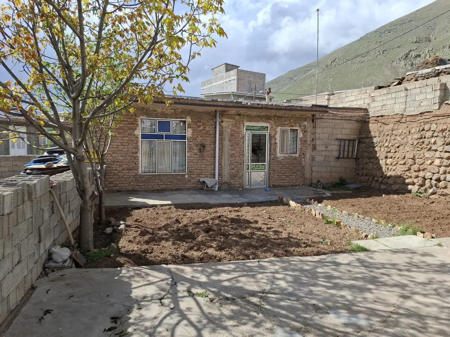 سوئیت دربستی در روستای موئیل