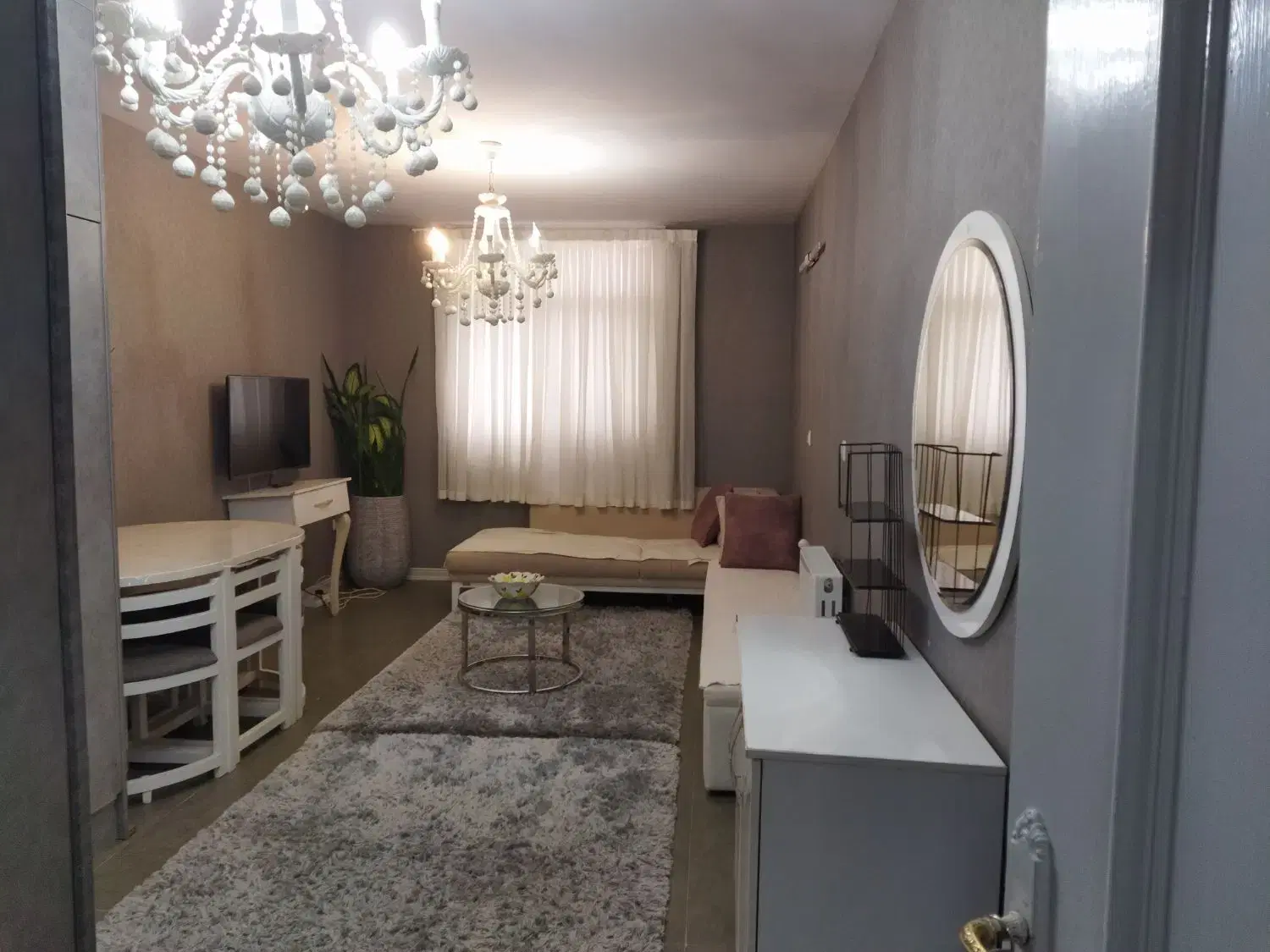 سوئیت لوکس با امکانات کامل در منطقه بسیار خوب