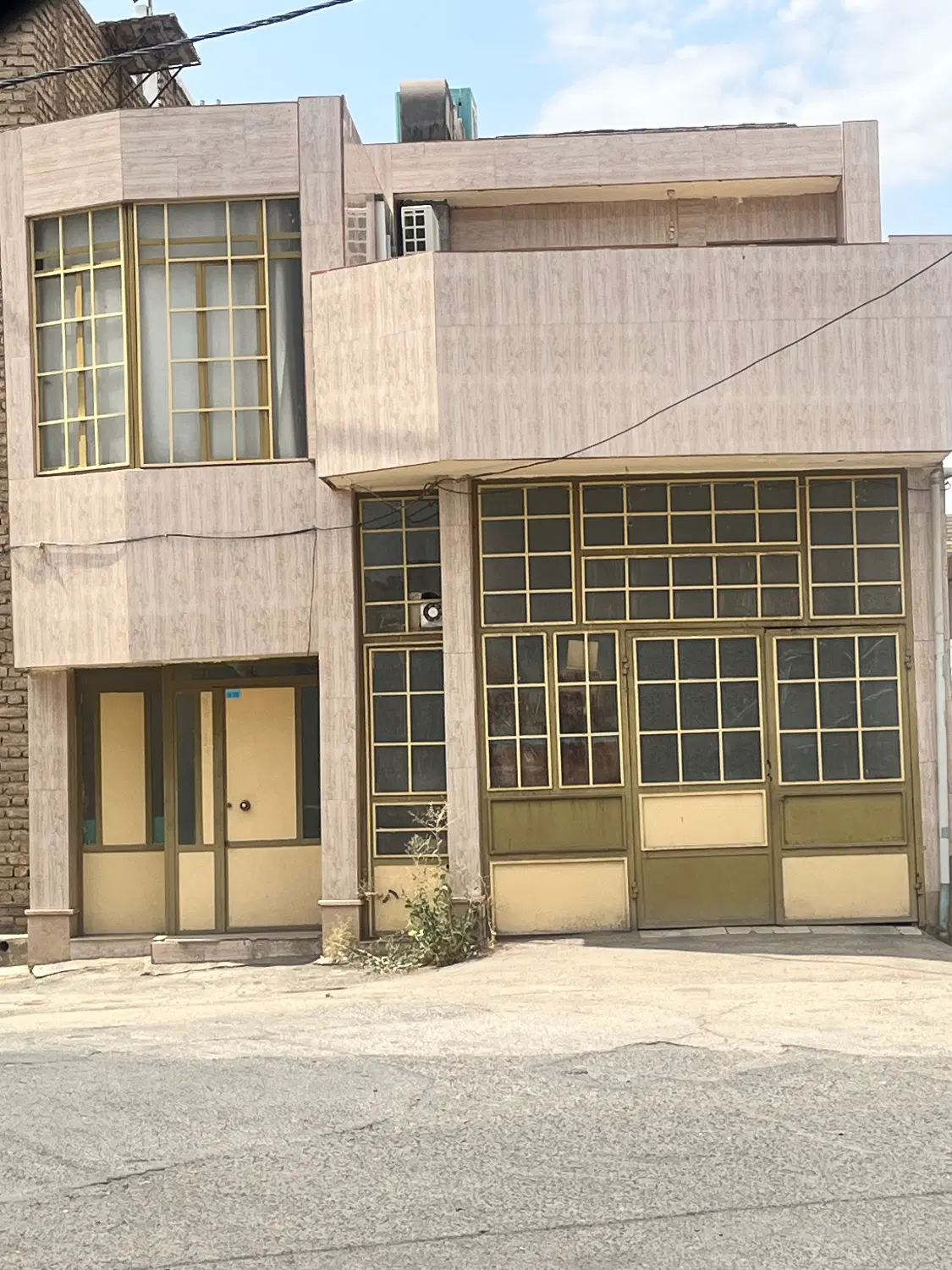 خانه دو طبقه