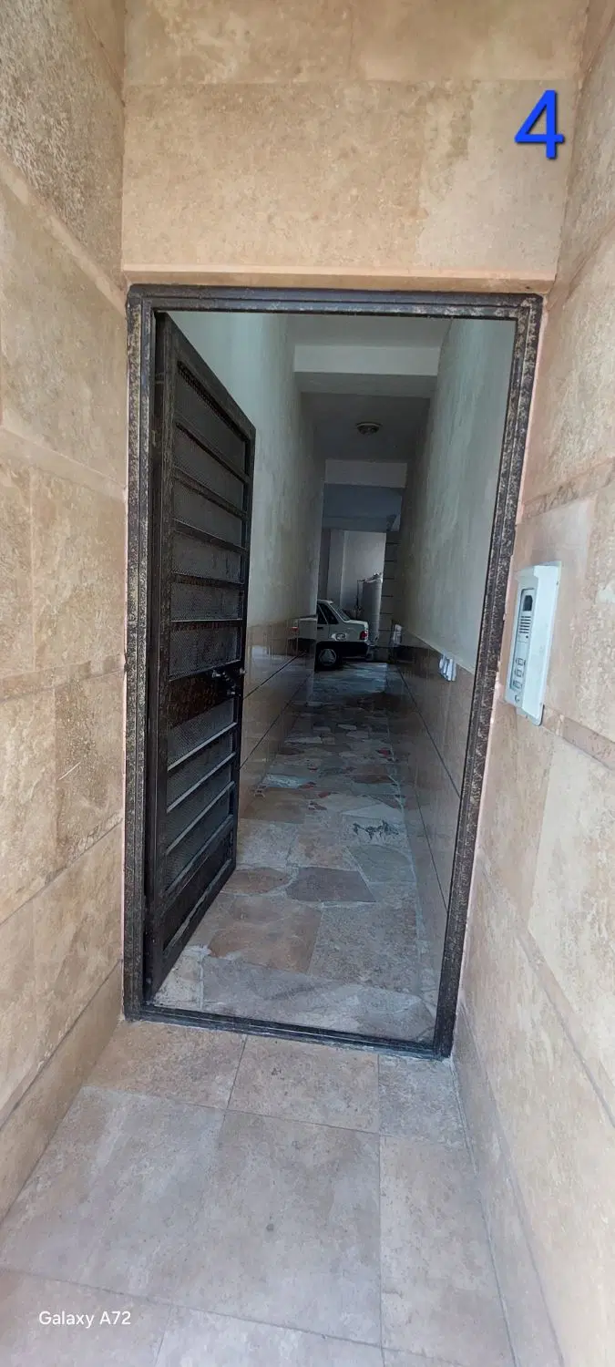 فروش آپارتمان نوساز۱۴۰متری تکواحدی ط۳