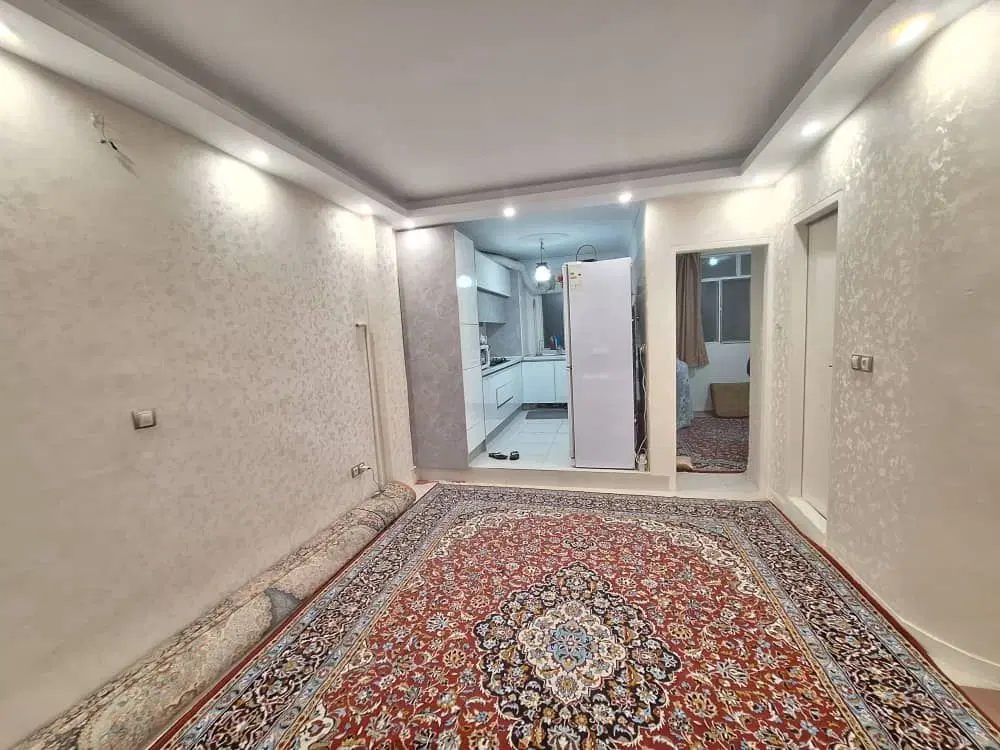 واحد ۶۵ متری در افسریه