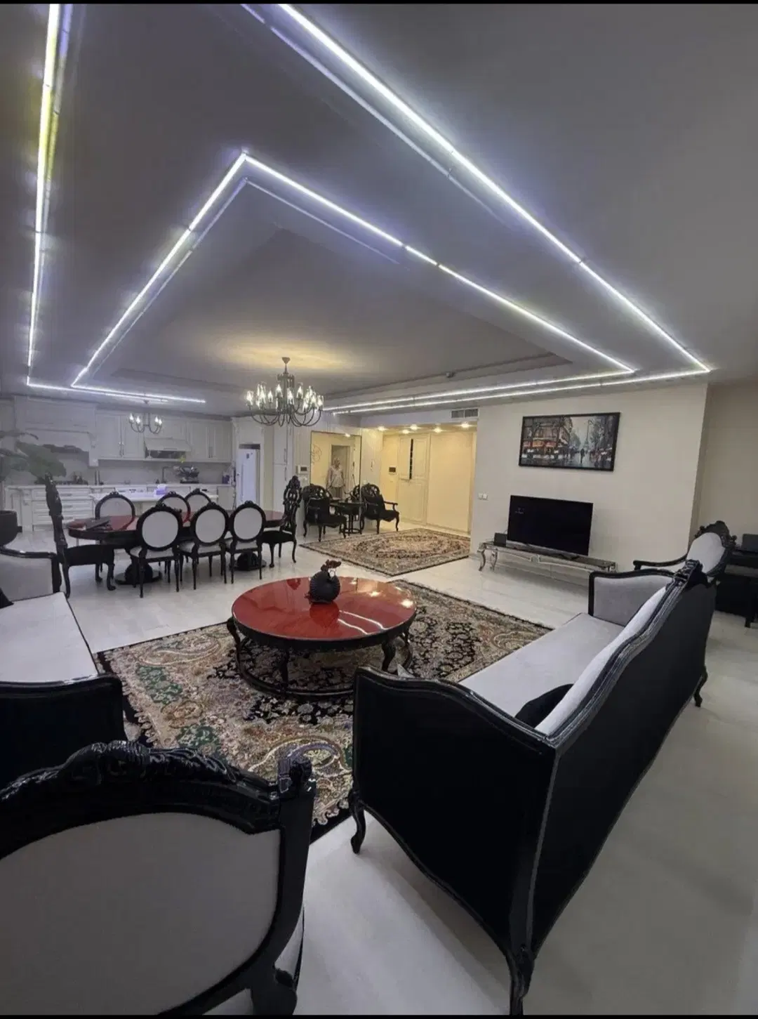 گوهردشت اشتراکی جنوبی ۱۵۰متر دو پارکینگ