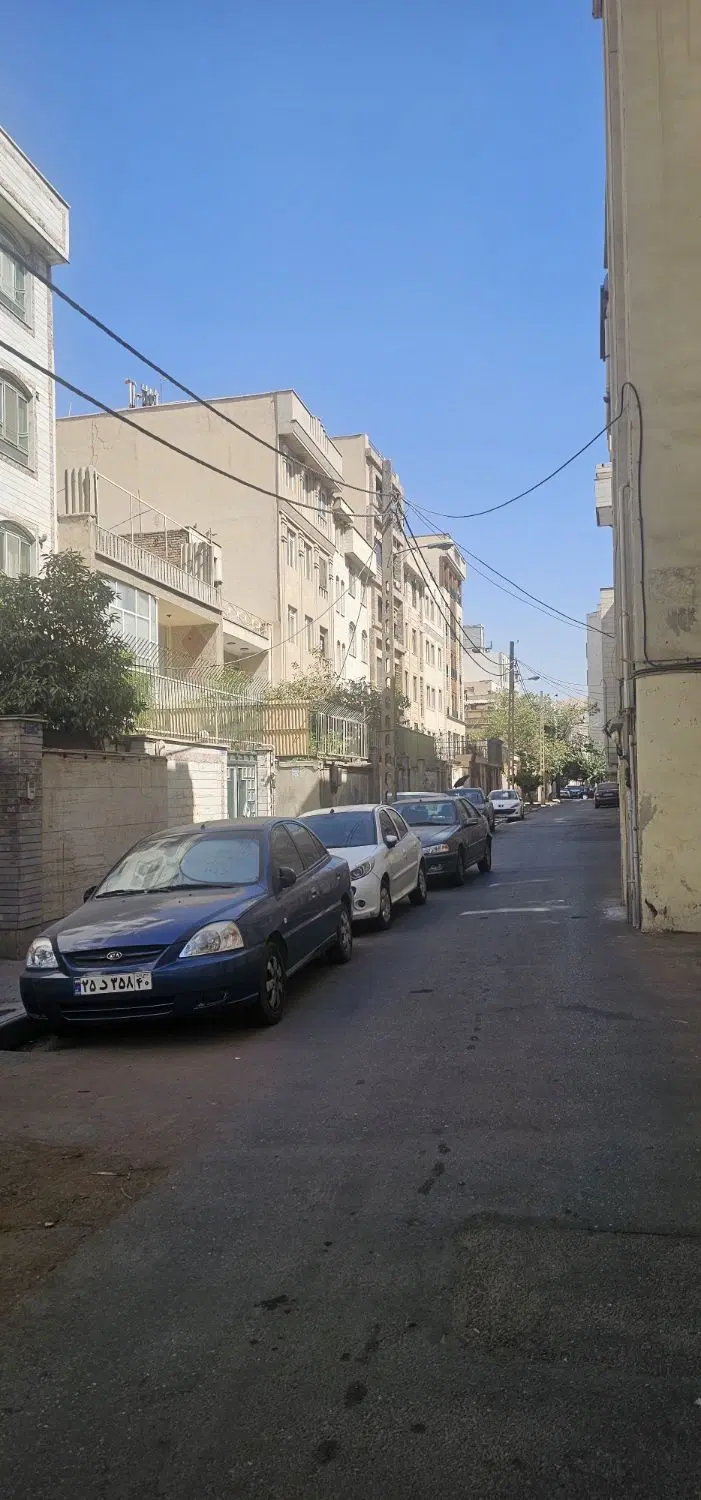 70 متر سه طبقه کلنگی