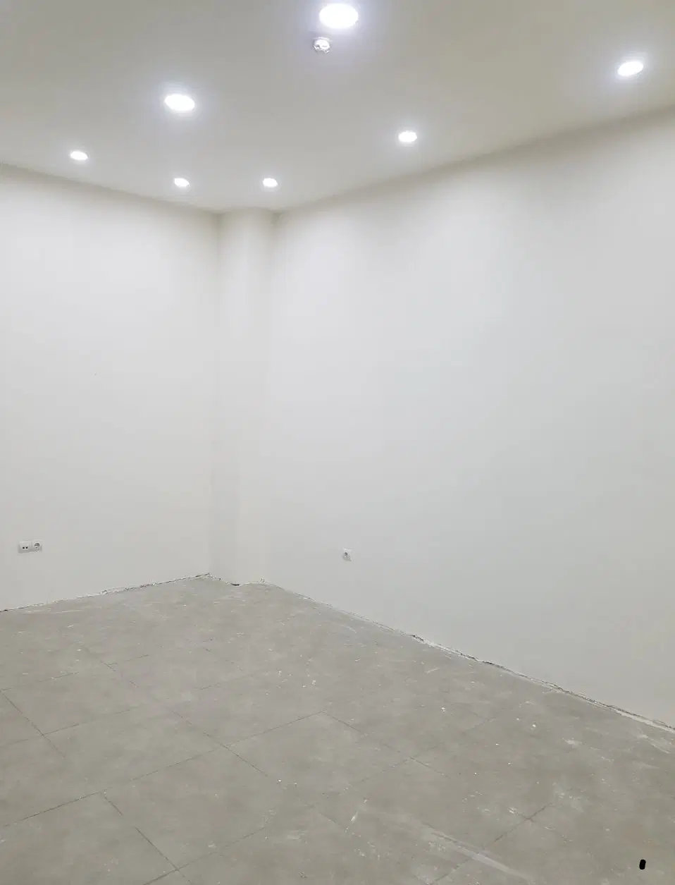 مغازه ۳۰ متر لوکیشن پر تردد