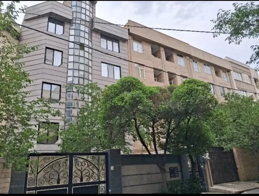 آپارتمان ۶۸ متری طباطبایی
