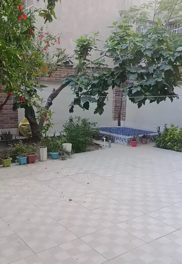 ۳۷۰متر ویلایی ارزنده