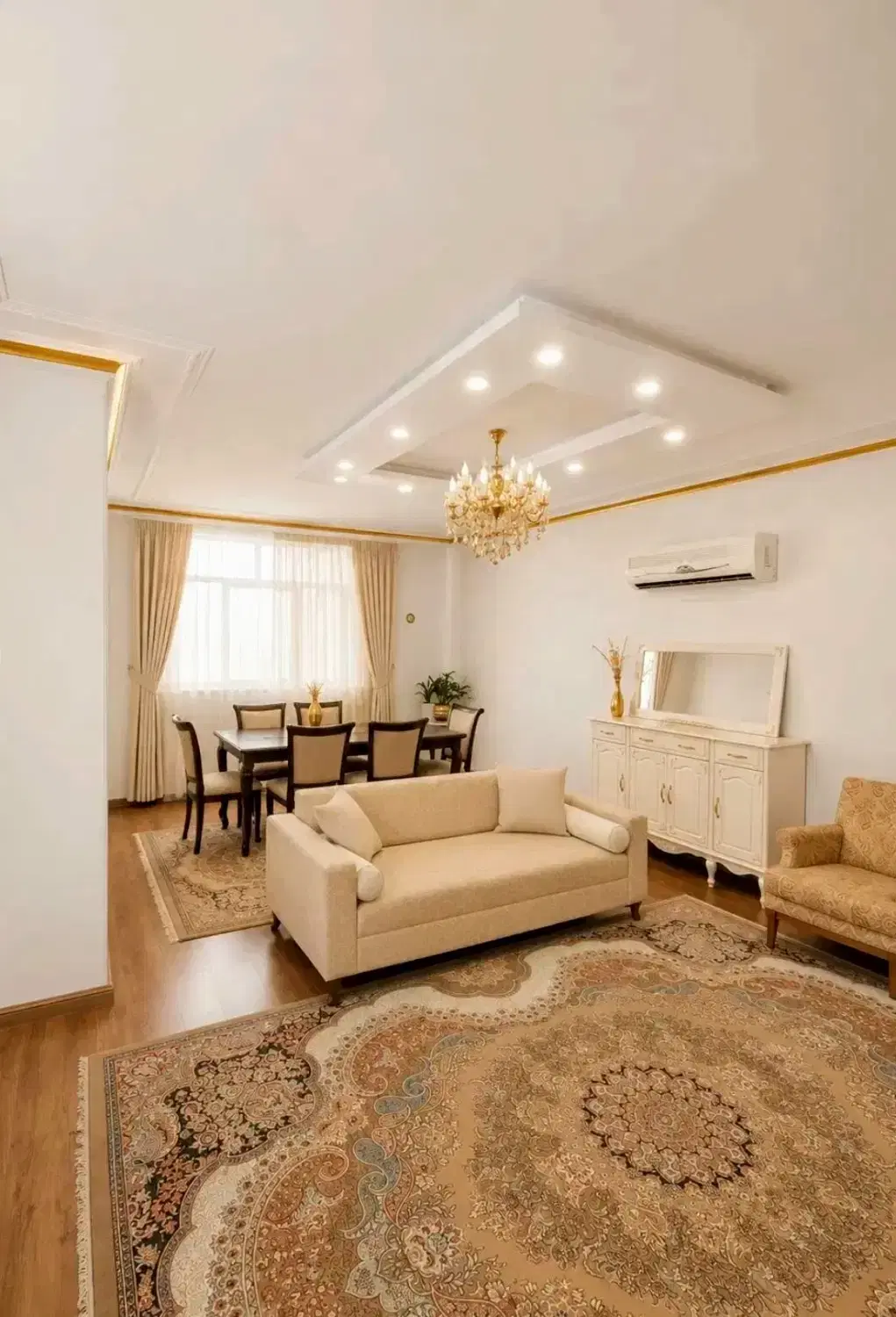 ۴۵متر دلباز_روبه افتاب_پارکینگ اختصاصی_سند تک برگ