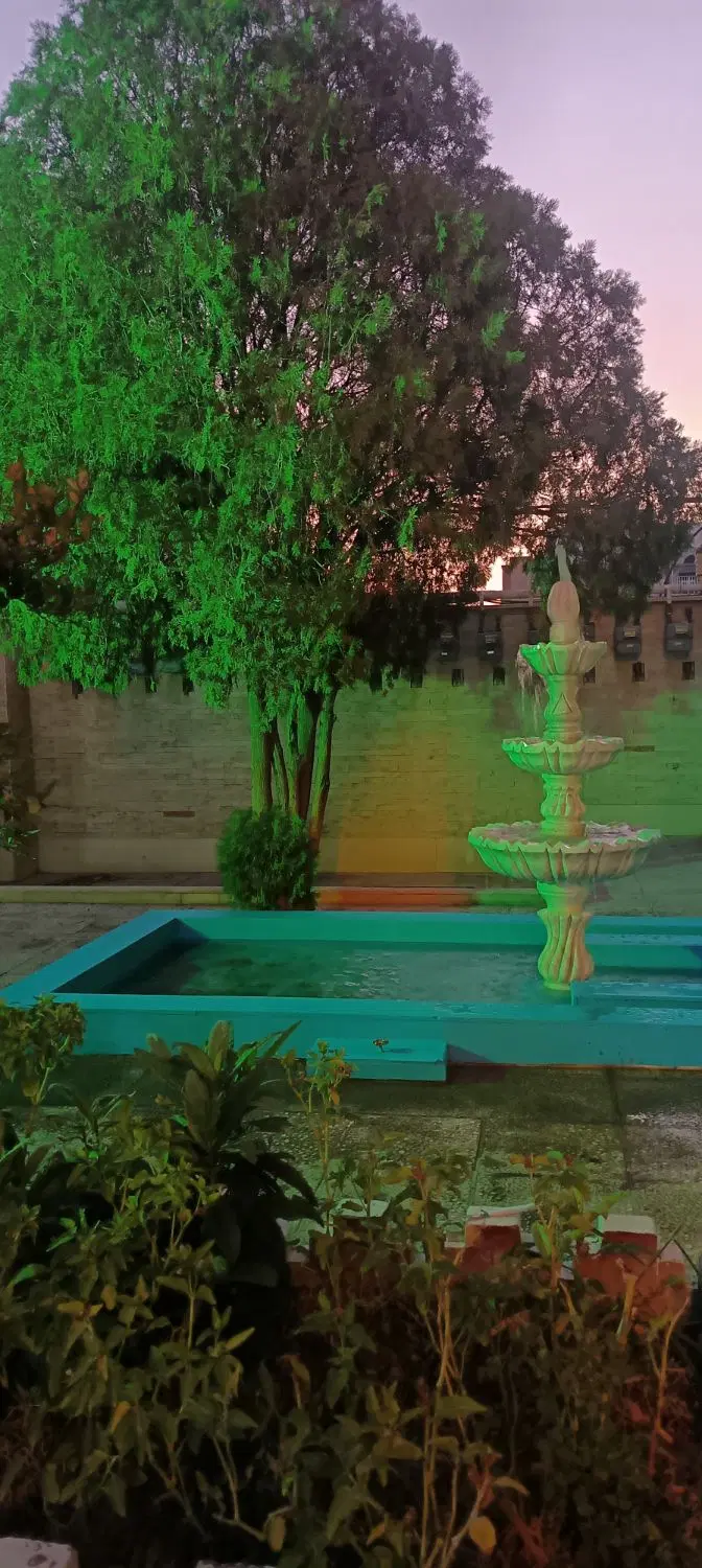 135 متری دهخدا