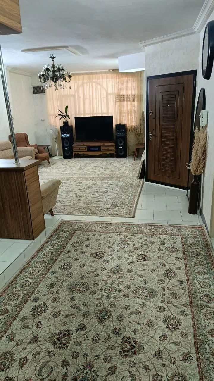 آپارتمان همکف 90مترمفید