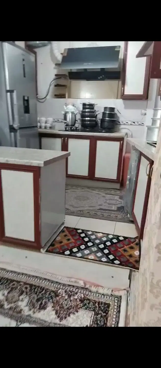 یک واحد فروش آپارتمان