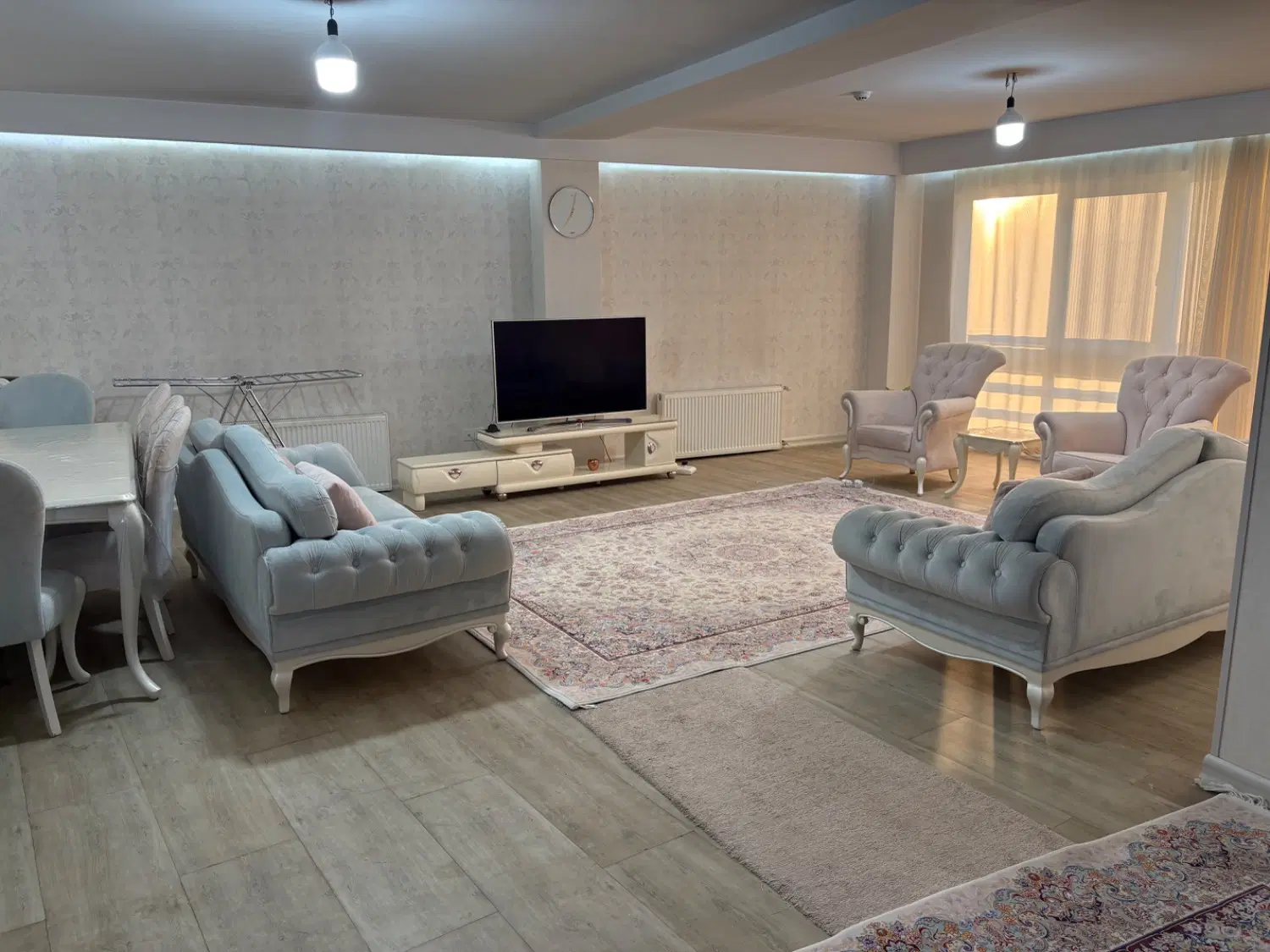 آپارتمان شیک و تمییز ۱۲۰ متری ،ارامگاه