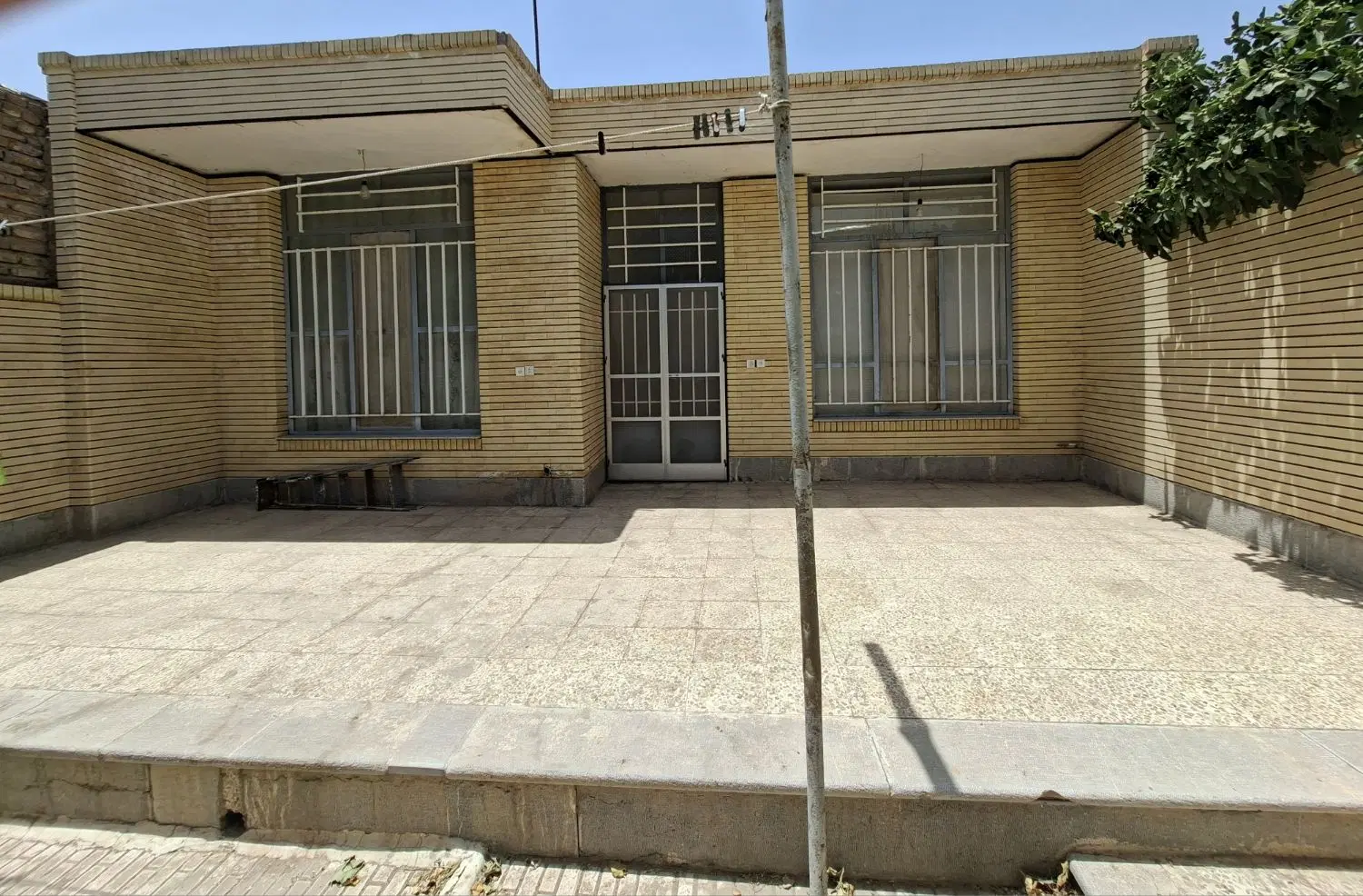 خانه ویلایی شیخ احمدکافی جنوبی(نقد یا معاوضه)