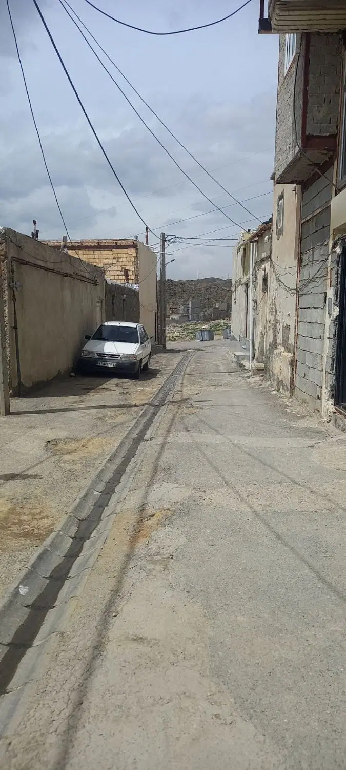 زمین ۱۱۶ متری در کرکج