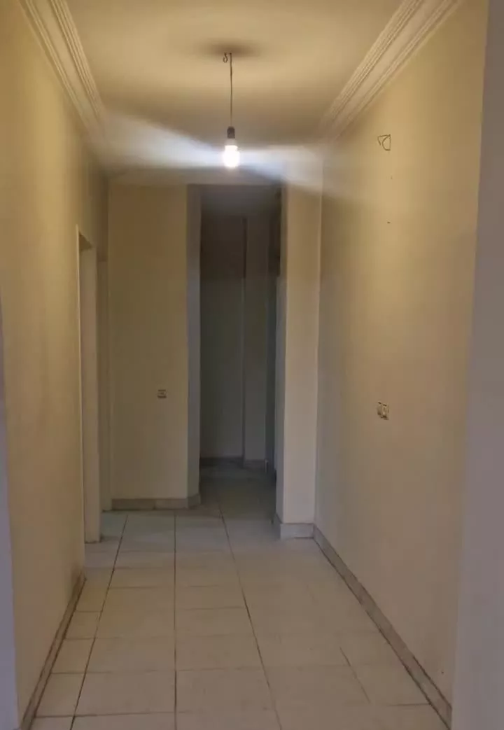 دوخوابه ۱۲۰ متر