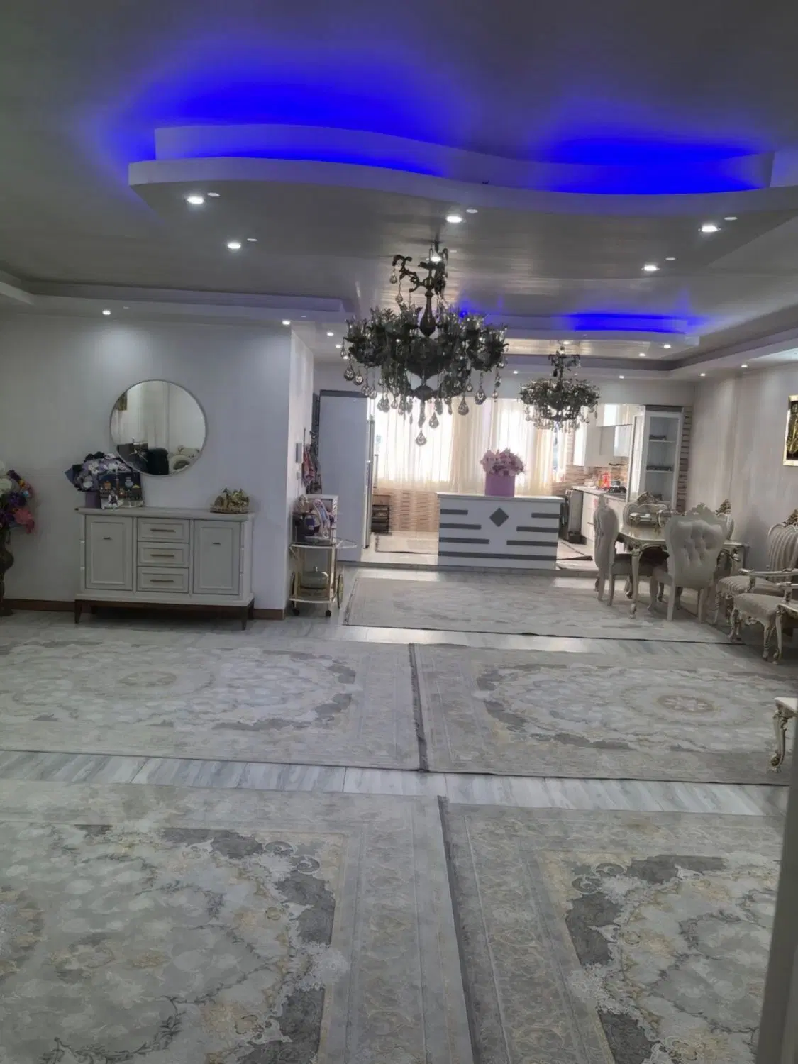 آپارتمان تک واحدی