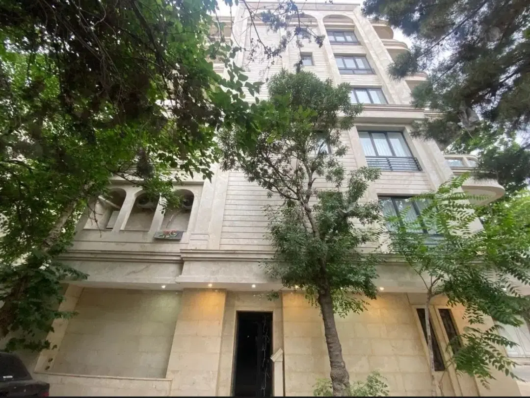 رهن کامل،غرق نور و آرامش