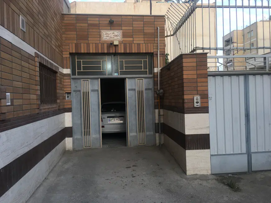 فروش فوری منزل ویلایی 193 متری ، رباط سوم