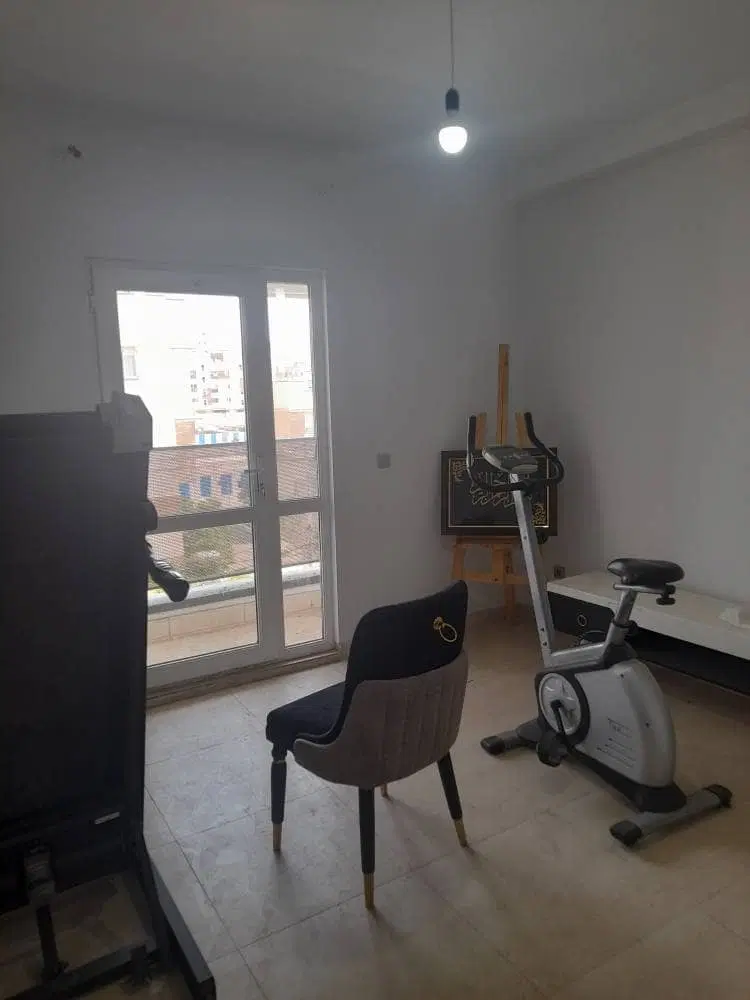 73متری خوش نقشه با پارکینگ