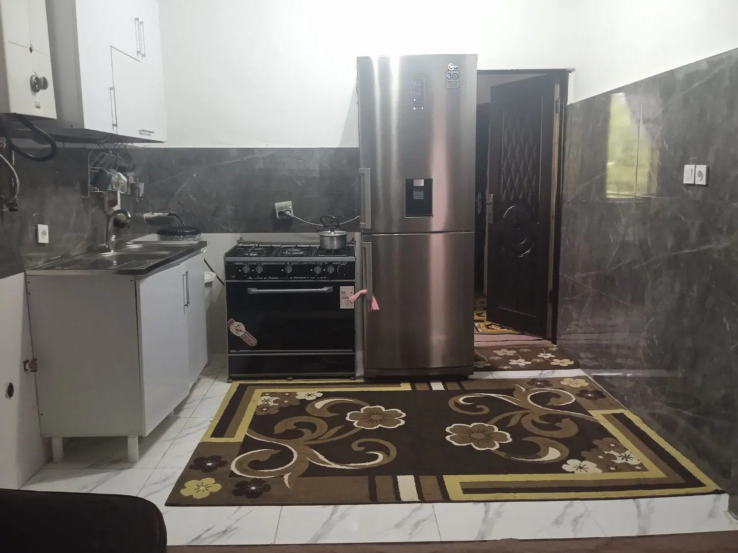 خانه ویلای به فروش می رسد