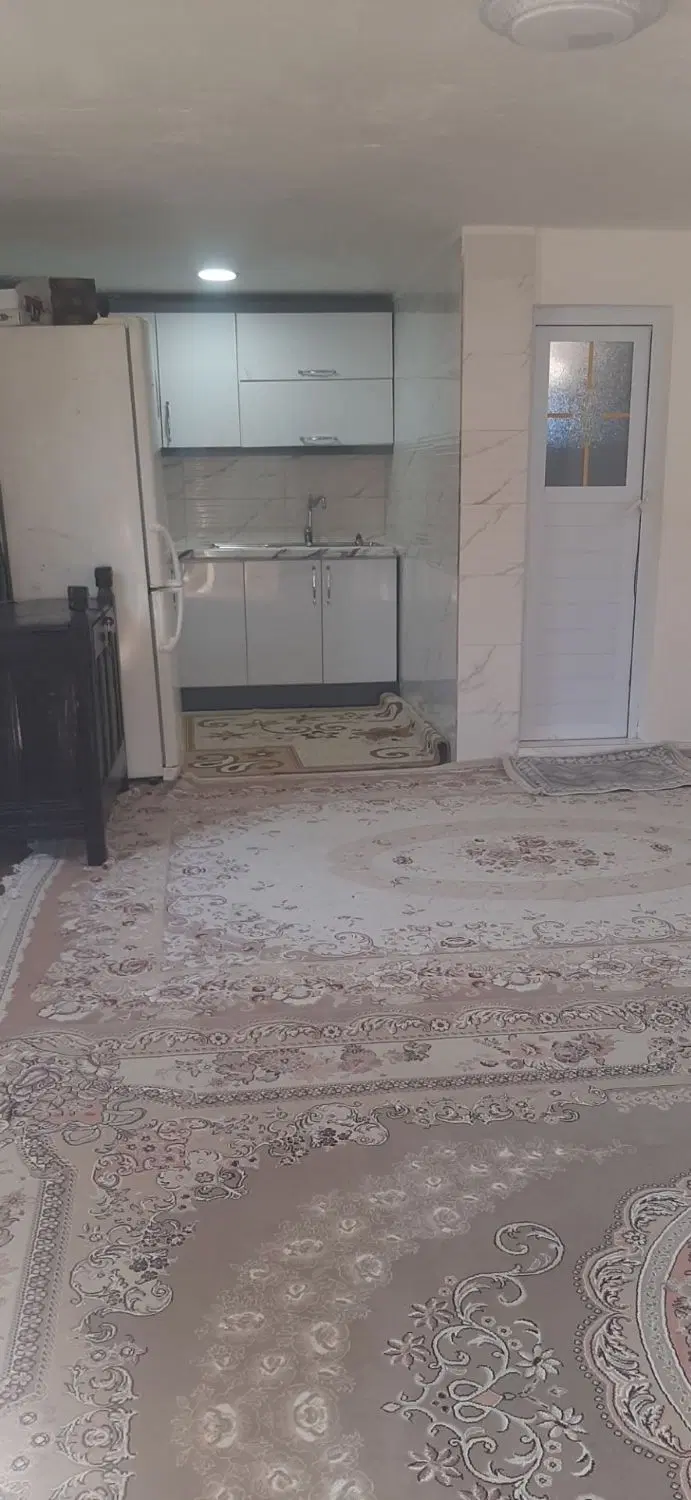 ویلای نقلی در محیطی آرام وزیبا