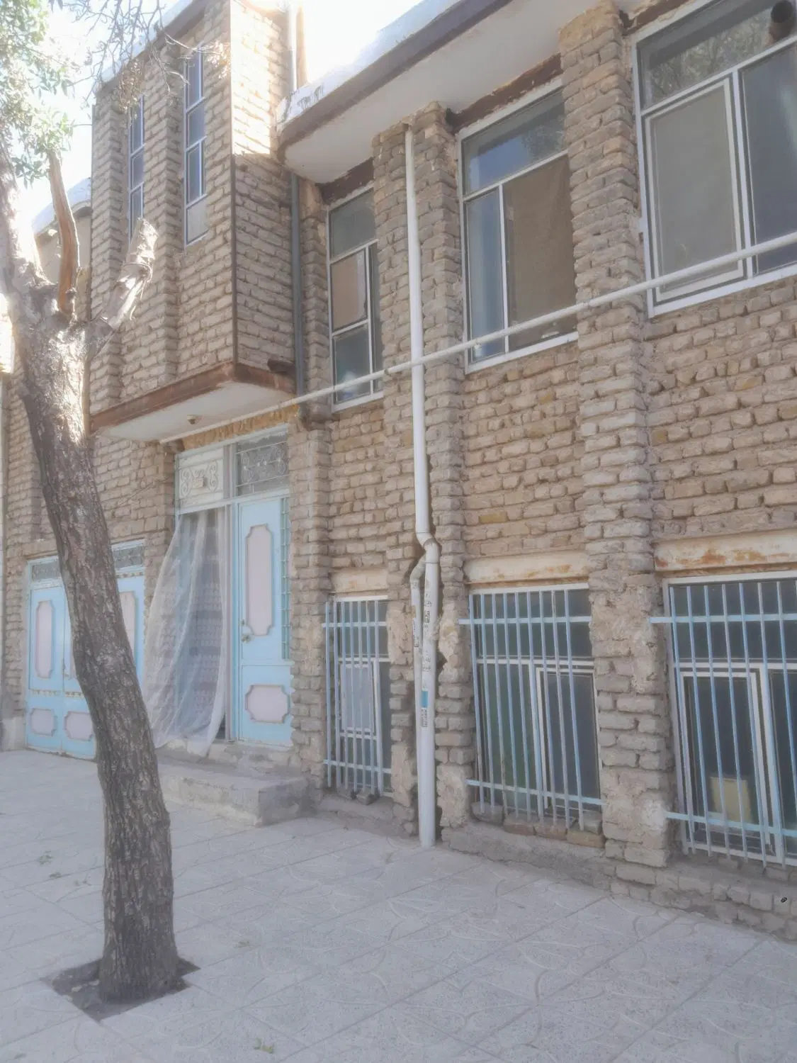 خانه ویلای دو طبقه فروشی
