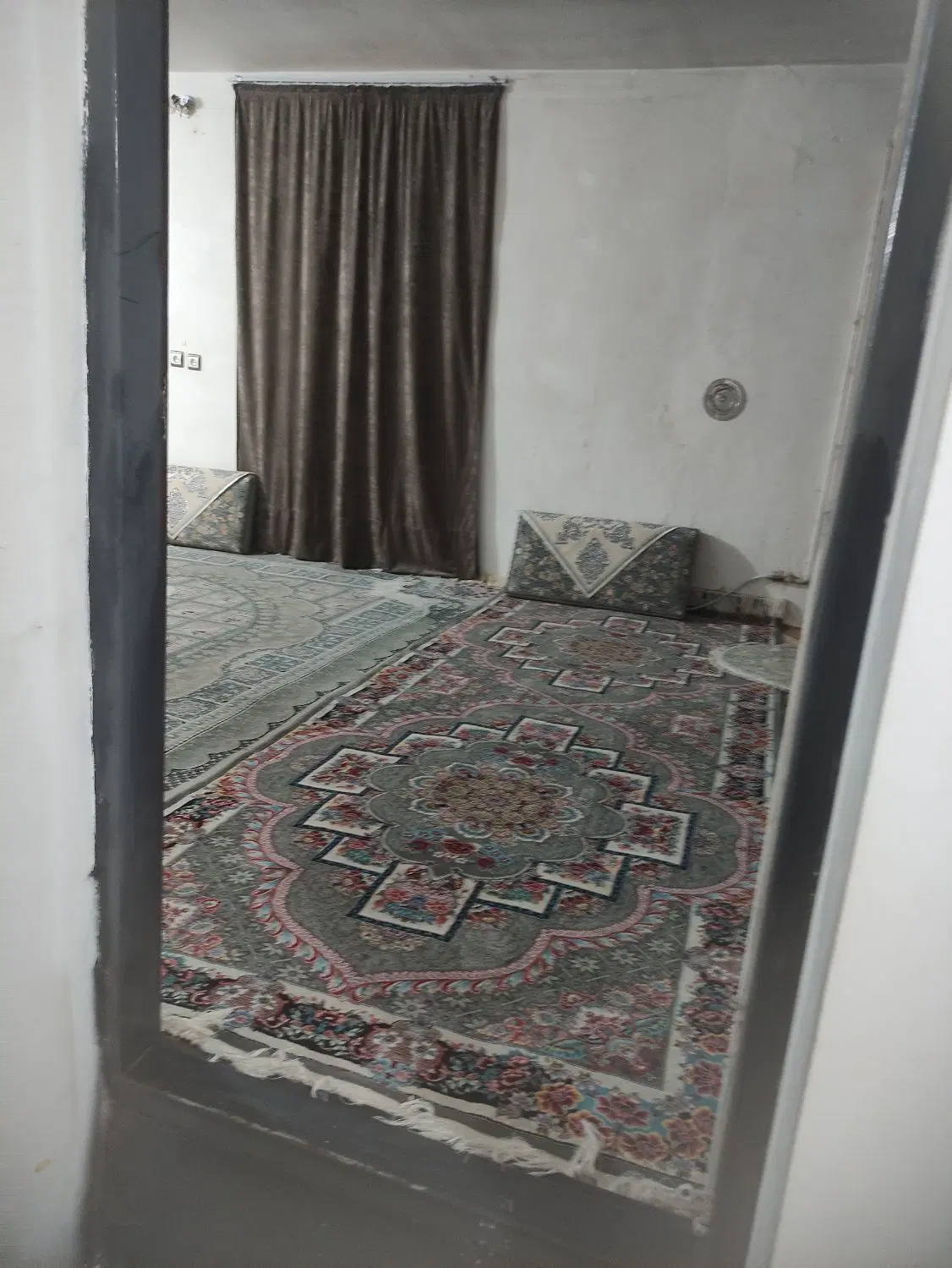 منزل ویلایی واقع در کارگران۲۵