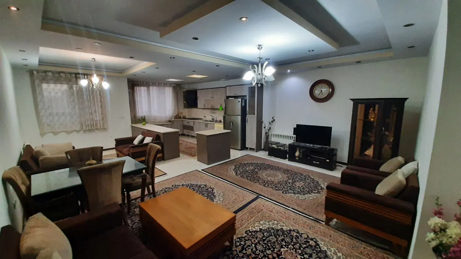 ۱۰۳ متر دوخواب رو به نما جنوبی