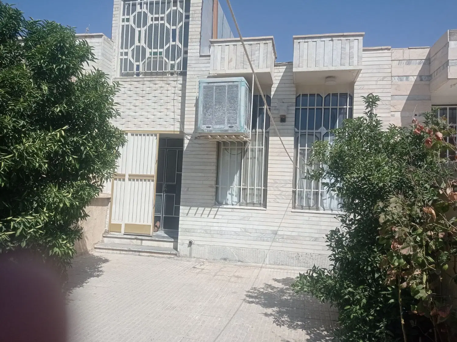 ویلایی۱۵۰متری زیرقیمت