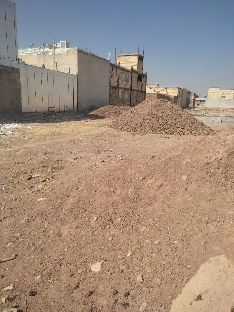 زمین تلوری گلها