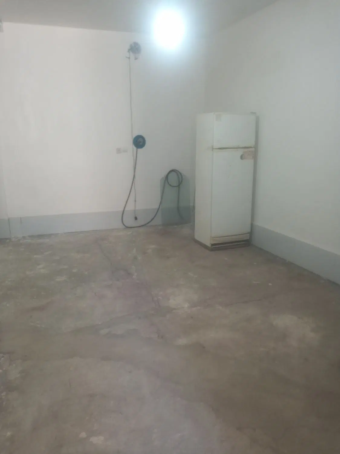 مغازه‌تمیز‌وبهداشتی‌دارای‌انشعابات‌