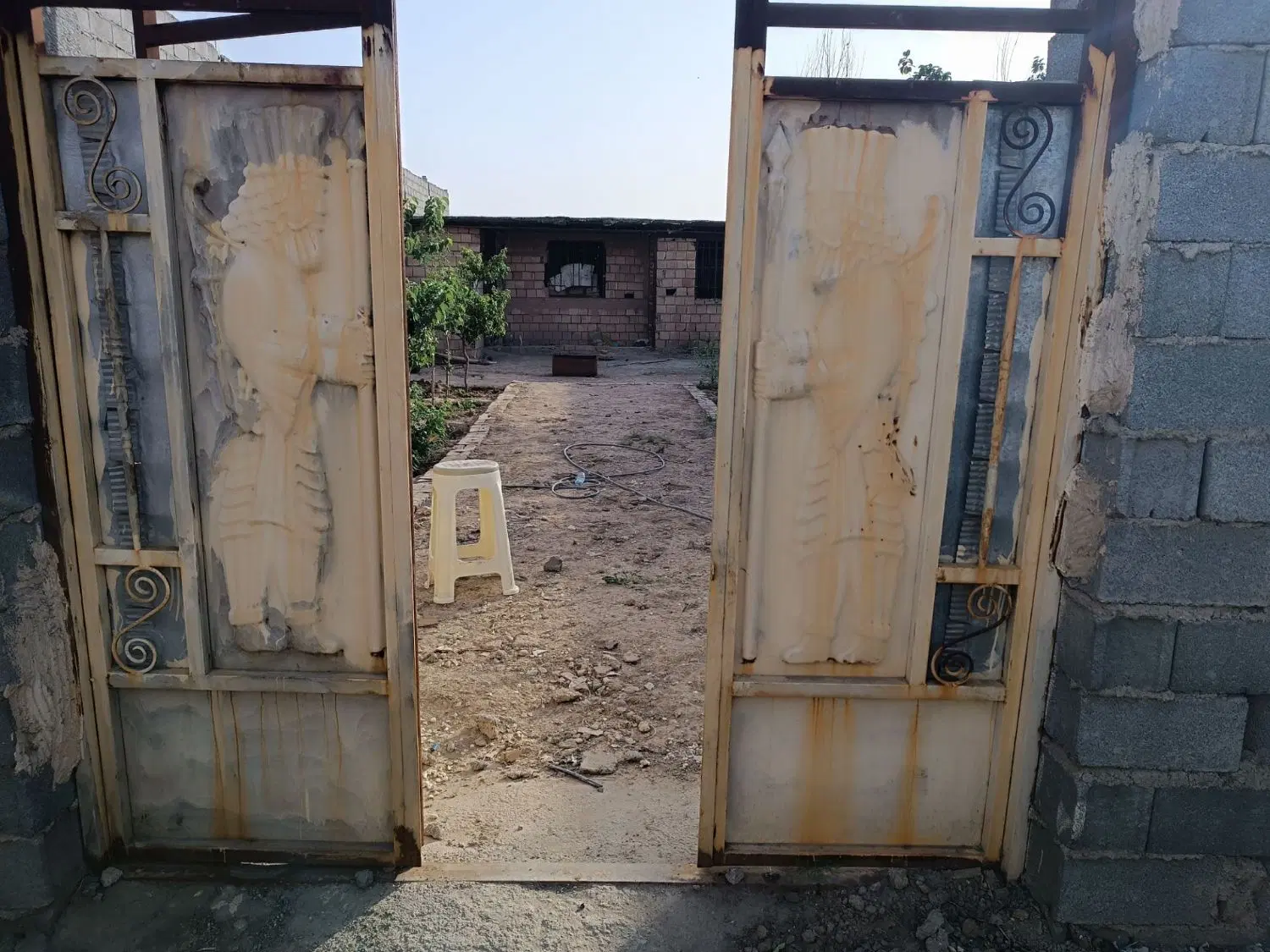 باغچه ۳۰۰ متری