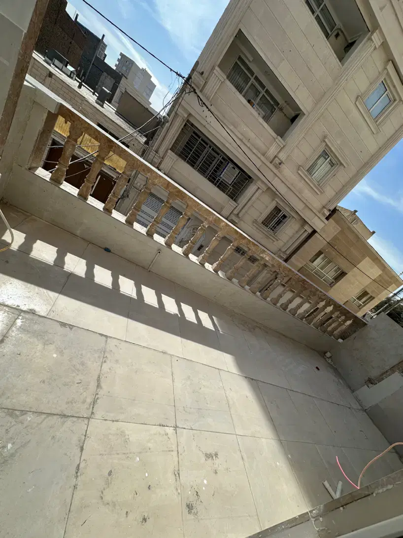 اپارتمان میرزا شیرازی روبه نما حیاط دار
