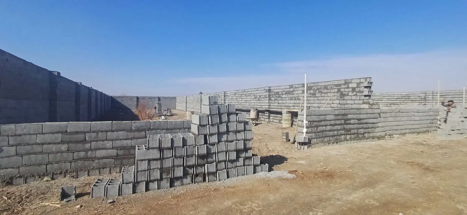 چهار دیواری برکان_خیابان کازرونی