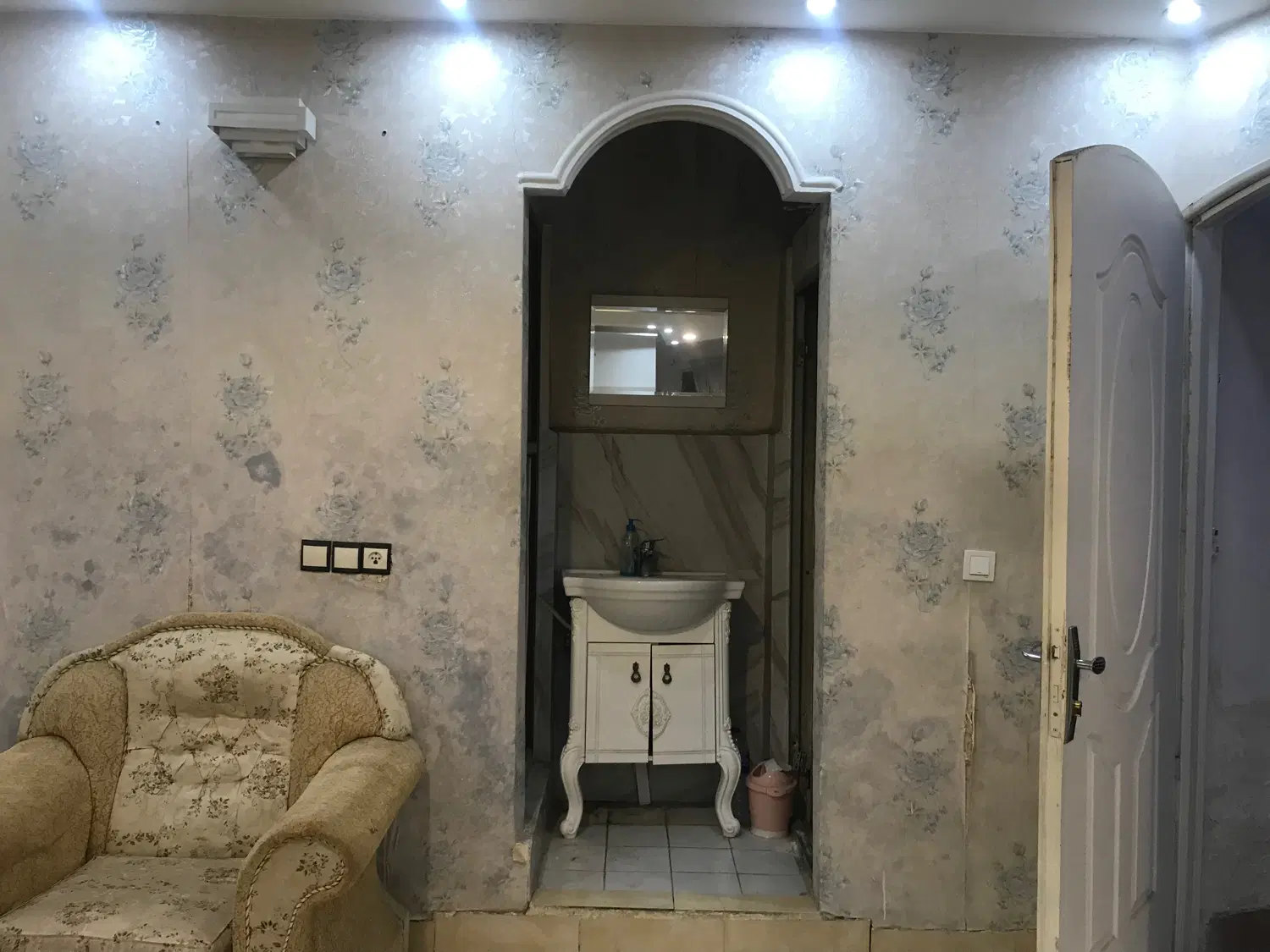 اجاره واحد ۶۰متری