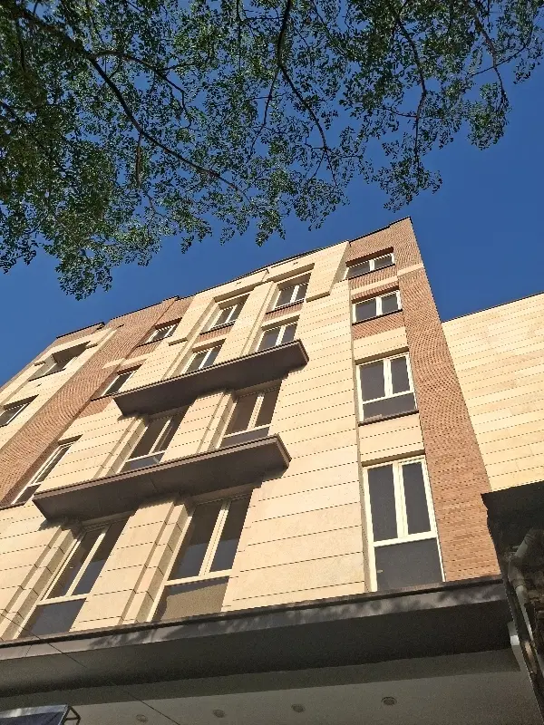 آپارتمان ۱۲۵ متر تهرانشرق تکواحدی