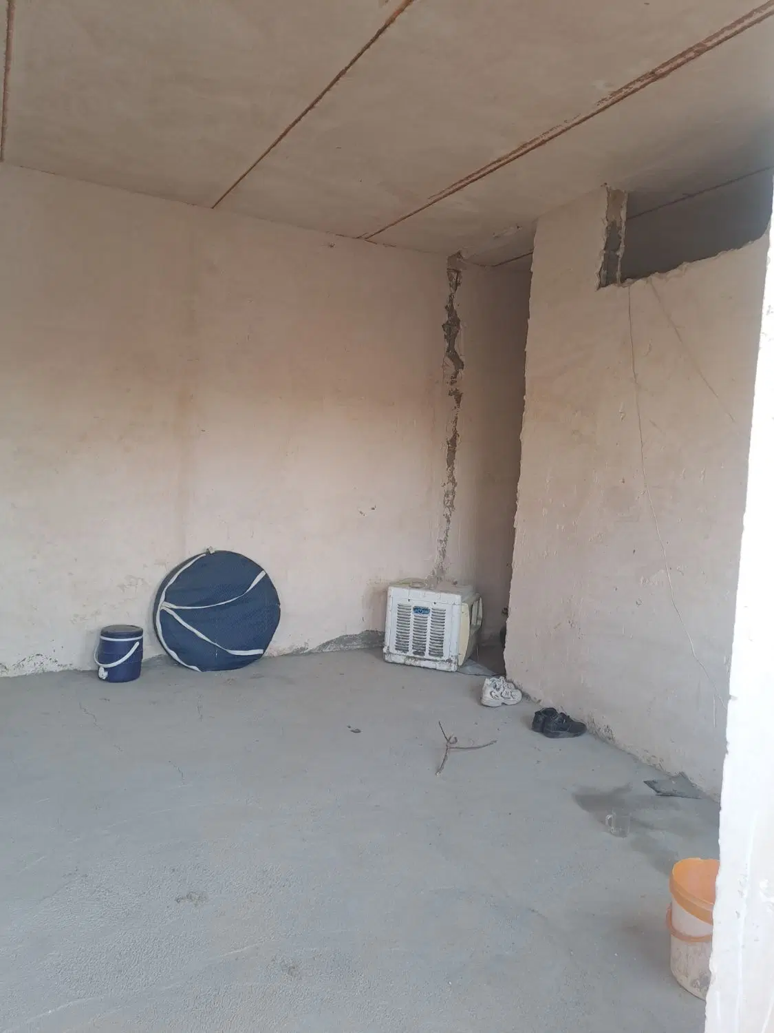 چهار دیواری ویلایی