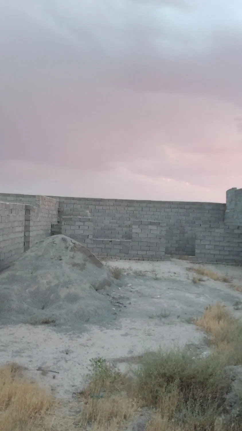 زمین ۲۰۰ متری