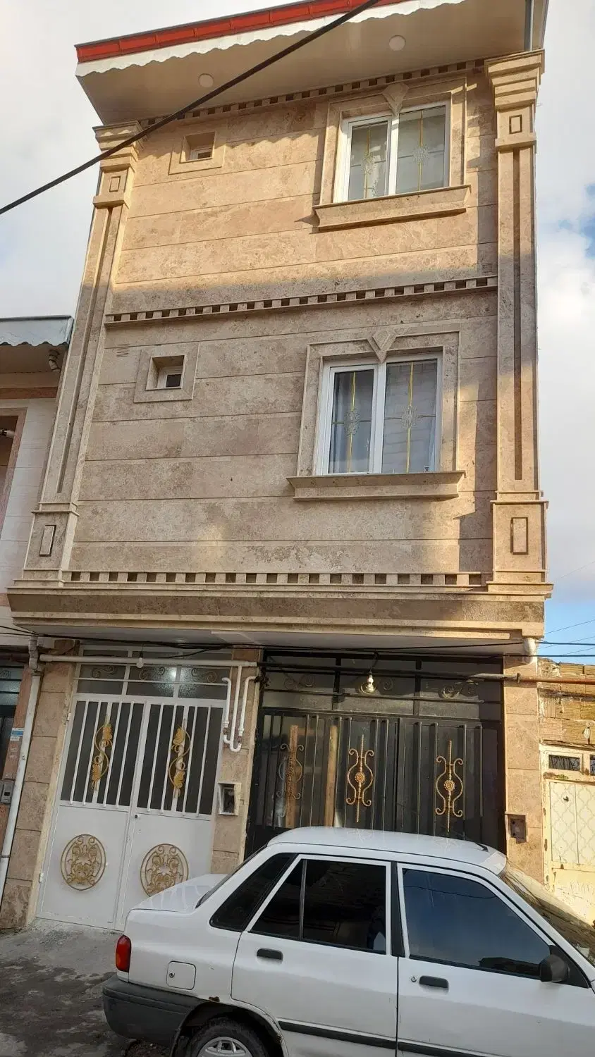 یکه واحد خانه دوبلکس  با بام تهرانی در جماران