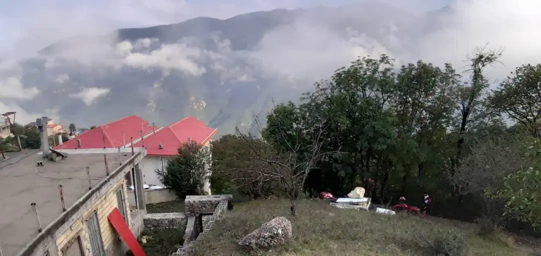 ۳۲۳ متر زمین با پروانه