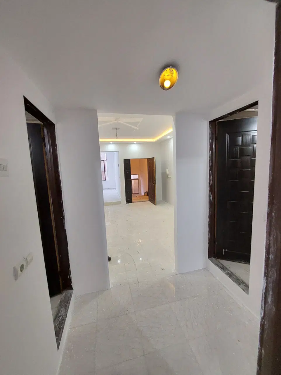 اپارتمان ۸۰متری دو خوابه شیک اول کشاورز۳ممیز۴